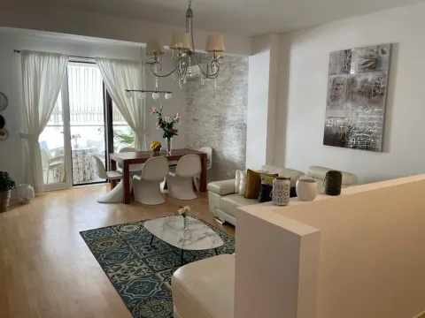 Prodaja, trosoban stan, 91m², Centar, Budva - image 11