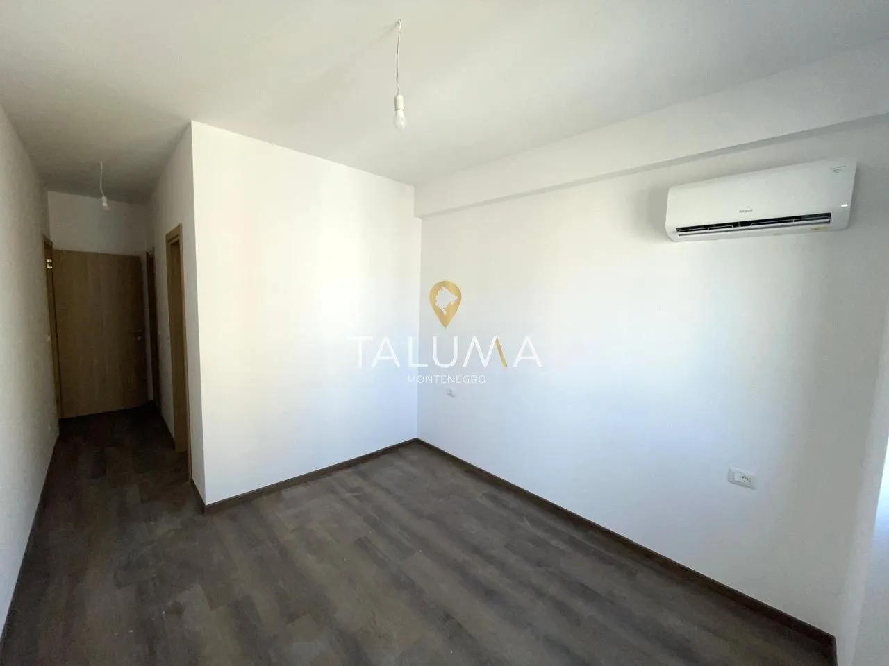 Prodaja, dvosoban stan, 80m², Pobrežje, Podgorica