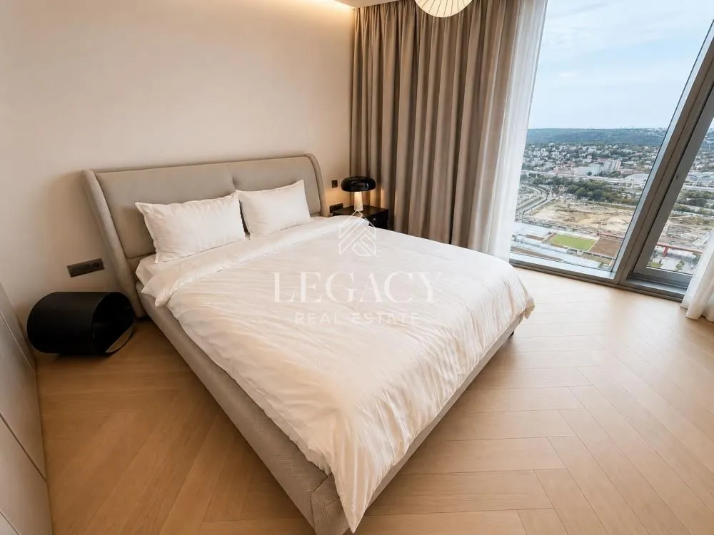 Rent, four bedroom apartment, 162m², Savski Venac, Beograd