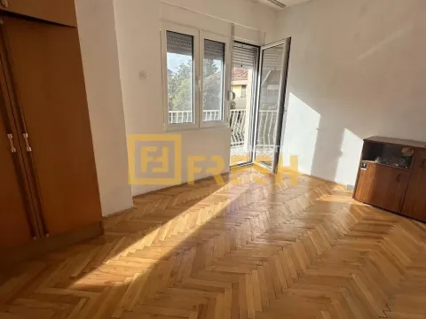 Sale, house, 289m², Dalmatinska ulica, Podgorica - image 6