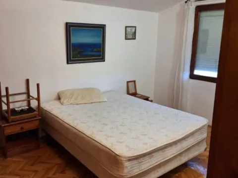 Sale, house, 240m², Farmaci, Podgorica - image 10