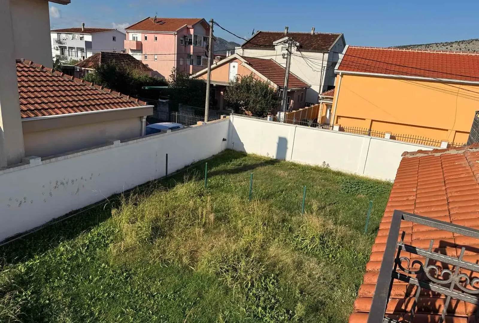 Prodaja, kuća, 340m², Tološi, Podgorica