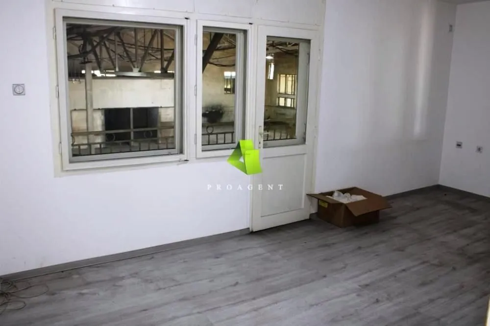 Rent, office space, 1500m², Crveni Krst, Niš