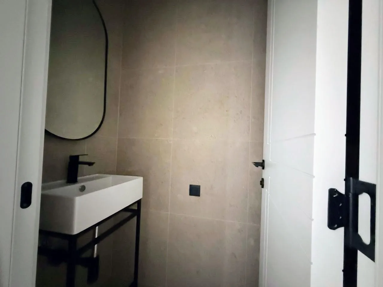 Prodaja, dvosoban stan, 63m², Tološi, Podgorica