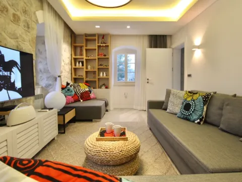 Prodaja, kuća, 131m², Radovići, Tivat - image 14