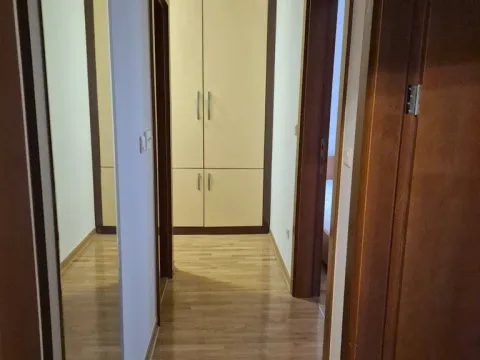 Izdavanje, trosoban stan, 75m², Kalenić Pijaca, Vračar Sve Podlokacije - image 14