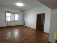 Izdavanje, trosoban stan, 70m², Zemun Sve Podlokacije, Beograd - image 3