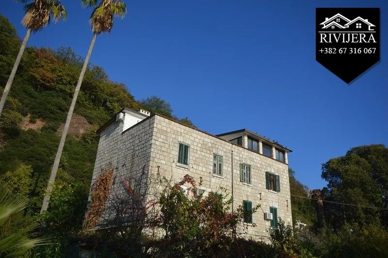 Prodaja, dvosoban stan, 61m², Zelenika, Herceg Novi