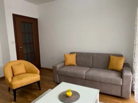 Izdavanje, jednosoban stan, 51m², City Kvart, Podgorica - image 4