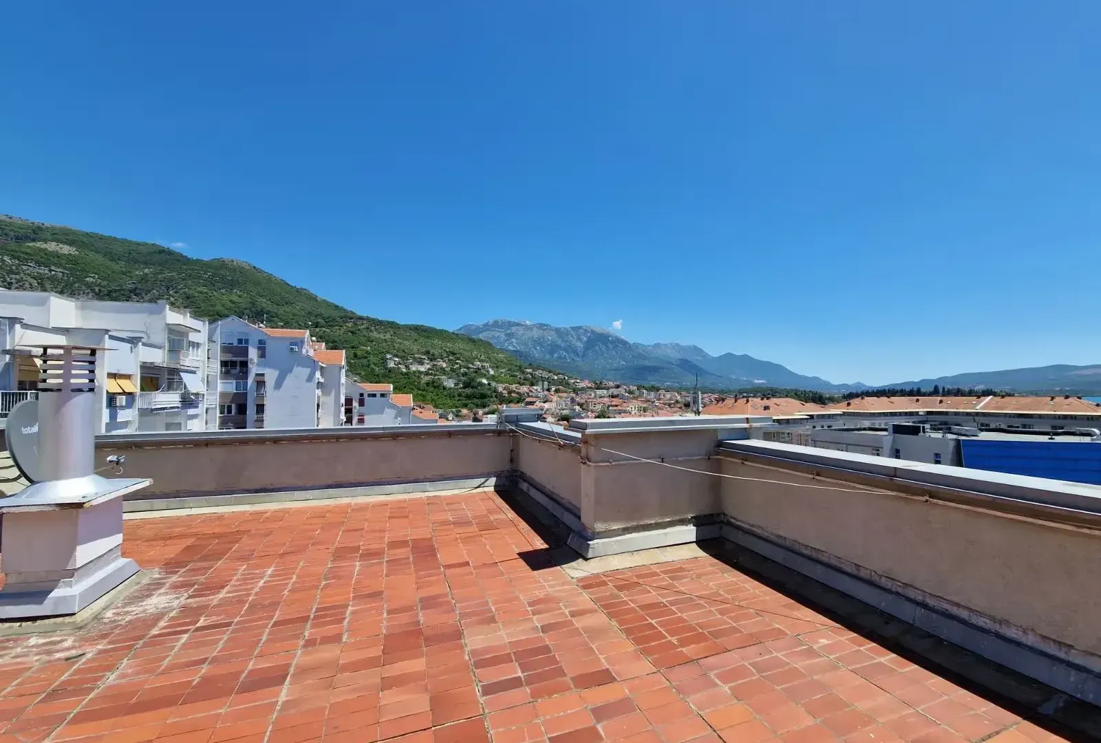 Prodaja, stan, 67m², Tivat, Crna Gora