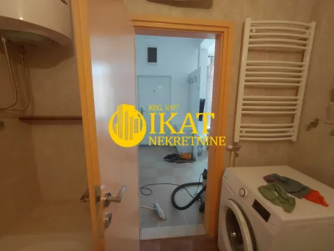 Izdavanje, četvorosoban stan, 80m², Južni Bulevar, Vračar Sve Podlokacije - image 6