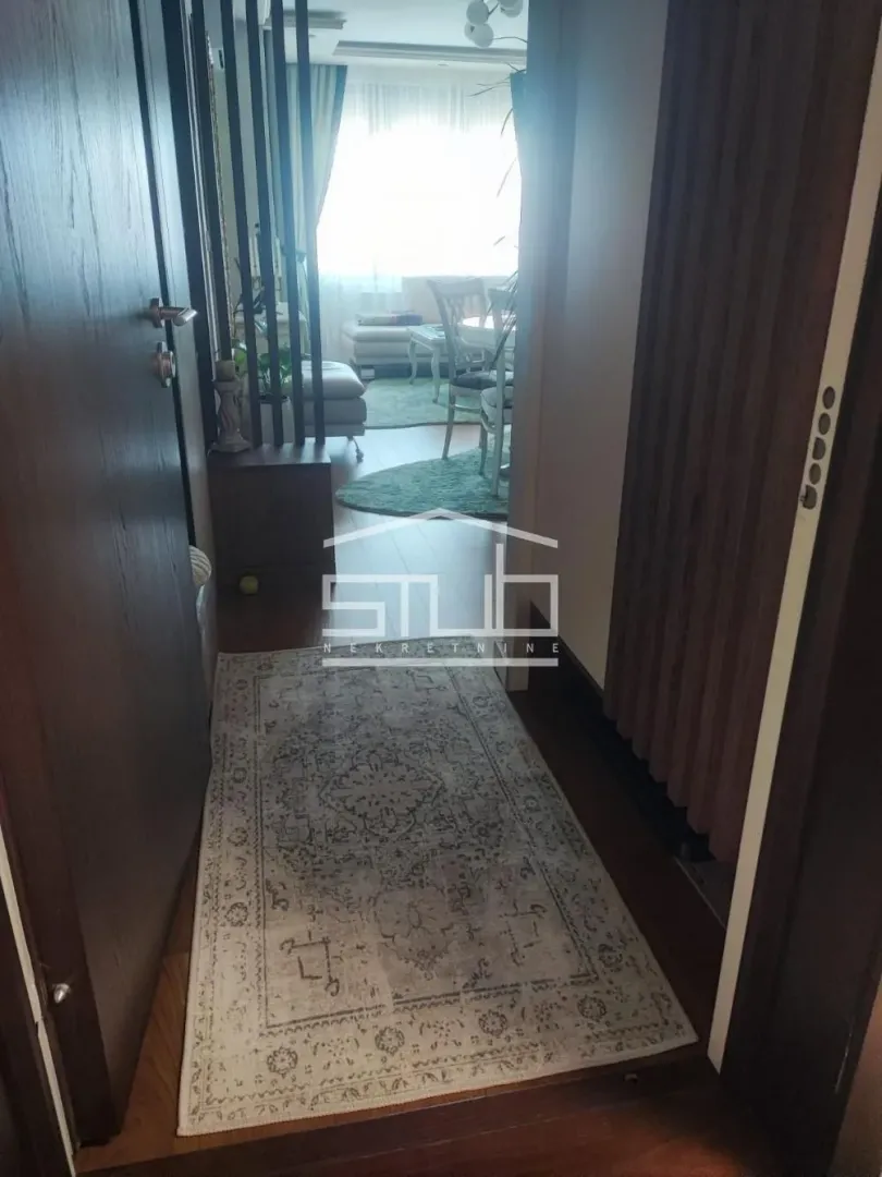 Prodaja, dvosoban stan, 61m², Novi Beograd Sve Podlokacije, Beograd
