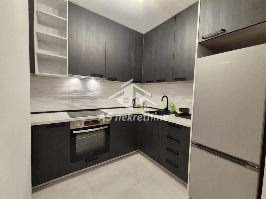 Rent, three bedroom apartment, 95m², Trošarina, Voždovac Sve Podlokacije