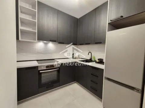 Rent, three bedroom apartment, 95m², Trošarina, Voždovac Sve Podlokacije - image 7