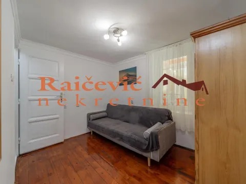 Sale, one bedroom apartment, 40m², Kalenić Pijaca, Vračar Sve Podlokacije - image 14