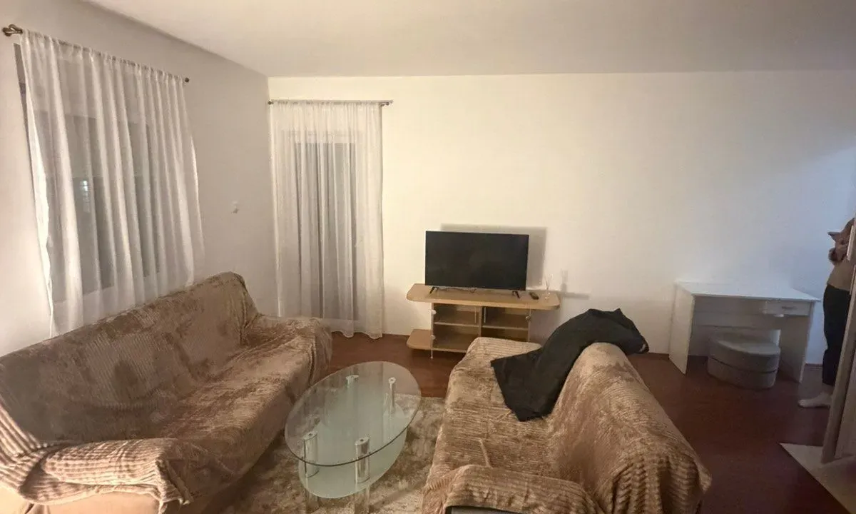 Izdavanje, stan, 43m², Budva, Crna Gora