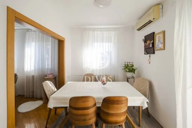Prodaja, trosoban stan, 92m², Novi Beograd Blok 22, Novi Beograd Sve Podlokacije