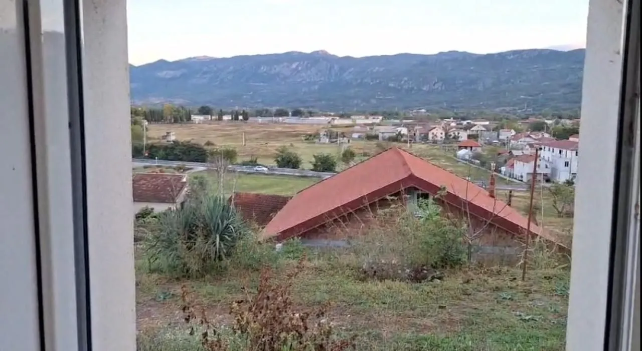 Sale, house, 100m², Gorica C, Podgorica