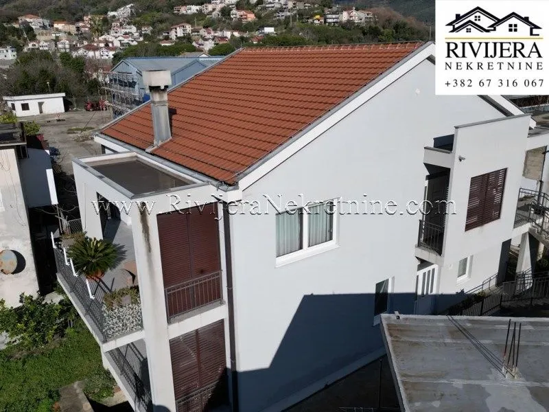 Prodaja, kuća, 256m², Zelenika, Herceg Novi