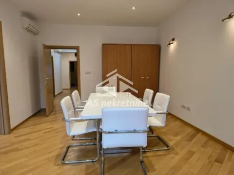 Izdavanje, stan, 65m², Stari Grad, Beograd - image 2