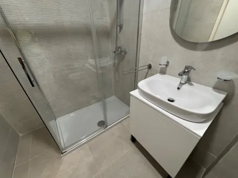 Rent, one bedroom apartment, 42m², Stari Aerodrom, Podgorica - image 8