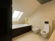 Izdavanje, trosoban stan, 190m², Bulevar Evrope, Novi Sad Sve Podlokacije - image 9