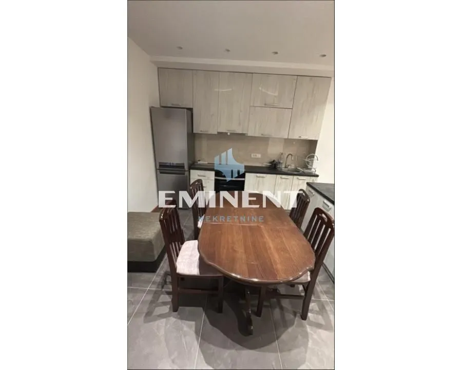Rent, three bedroom apartment, 65m², Stari Grad, Beograd