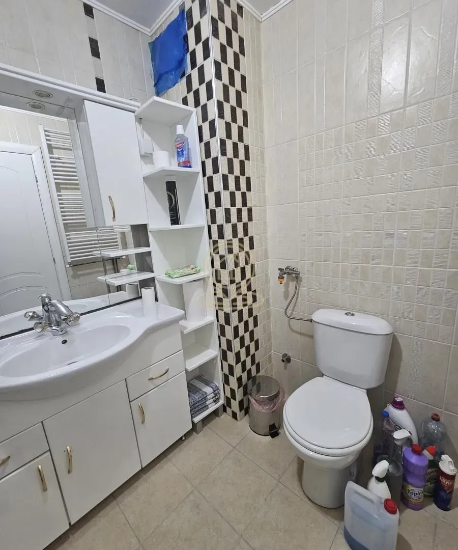 Prodaja, trosoban stan, 130m², Centar, Kragujevac