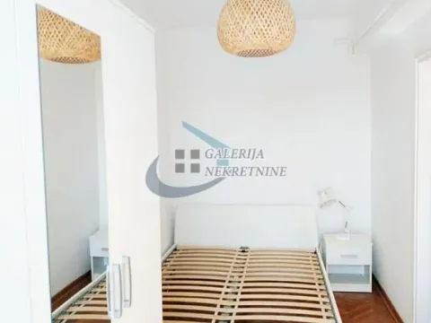 Rent, two bedroom apartment, 45m², Savski Venac, Beograd - image 8
