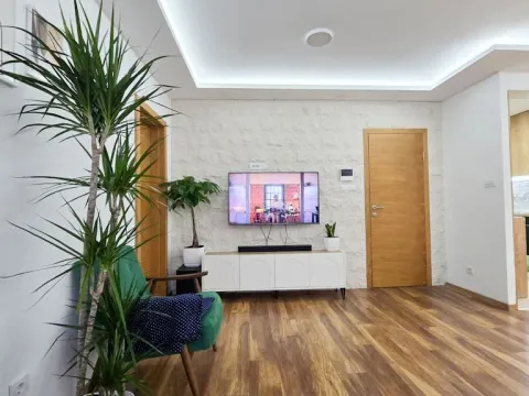 Prodaja, trosoban stan, 89m², Autobuska stanica, Podgorica - image 3