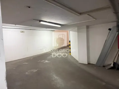 Izdavanje, četvorosoban stan, 85m², Vračar Centar, Vračar Sve Podlokacije - image 16