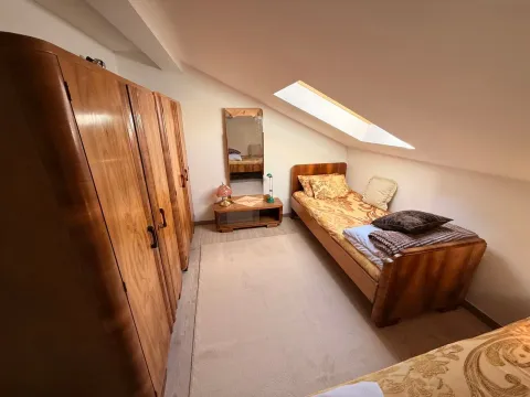 Izdavanje, jednosoban stan, 45m², Centar, Cetinje - image 5