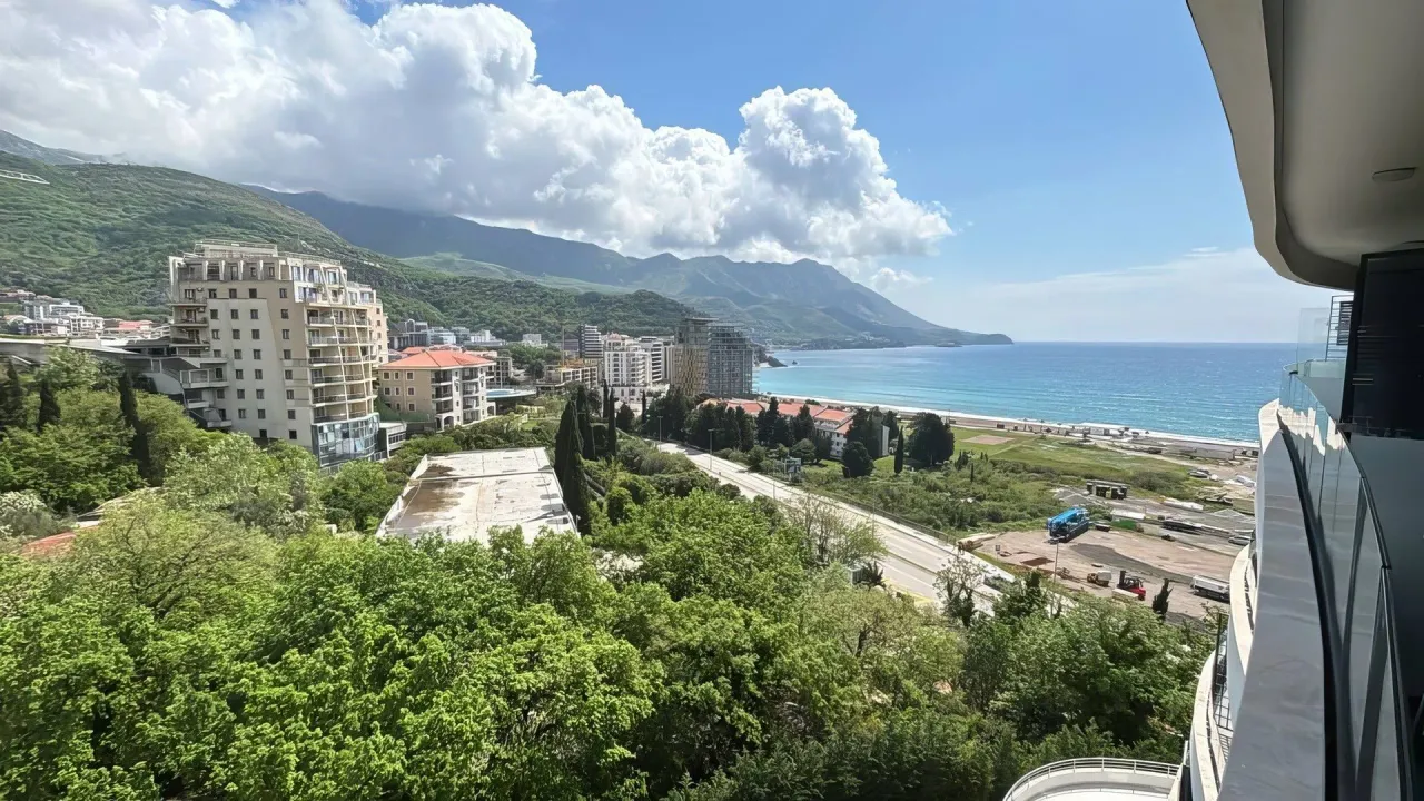 Izdavanje, jednosoban stan, 49m², Bečići, Budva