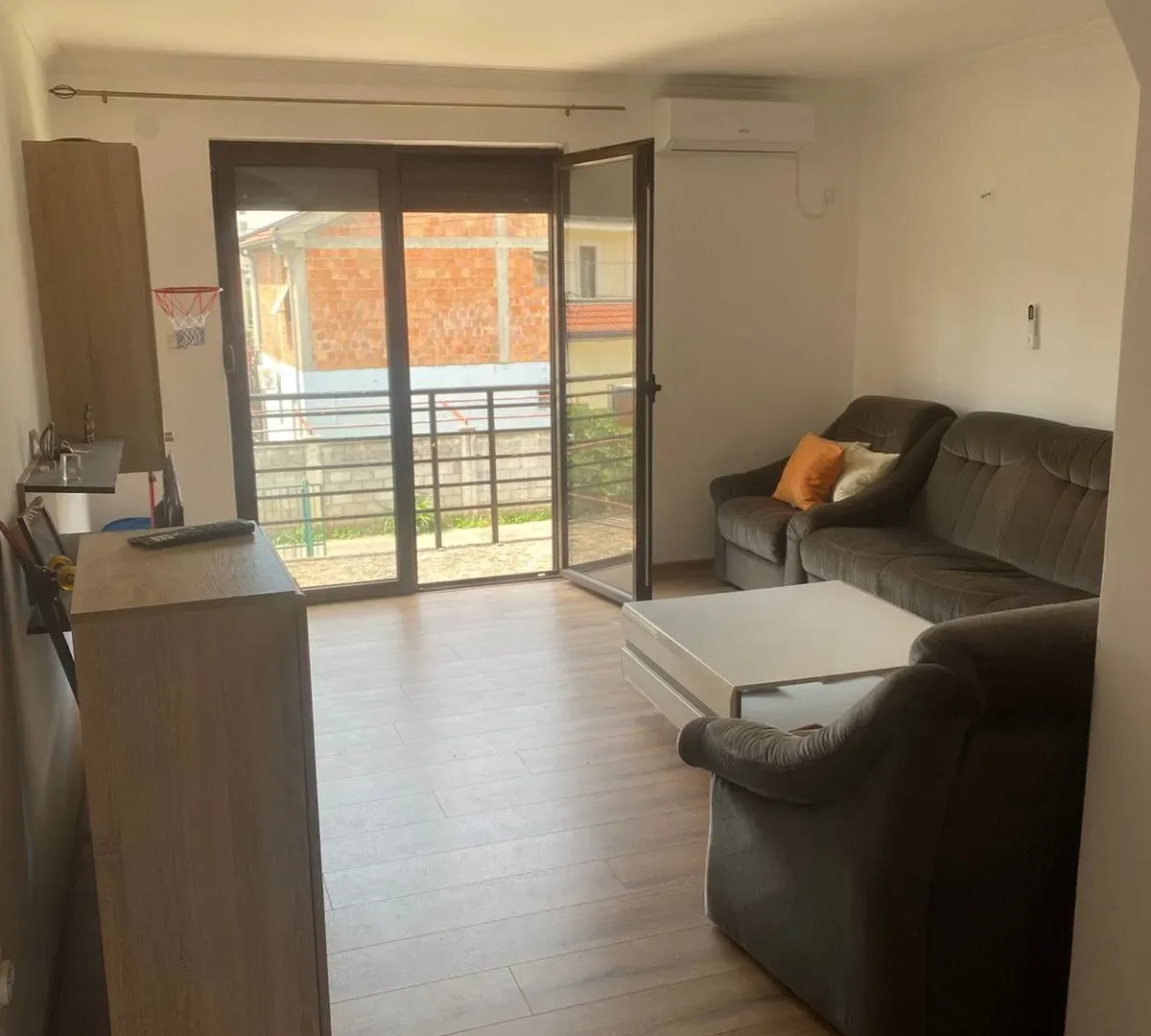 Rent, house, 85m², Zagorič, Podgorica