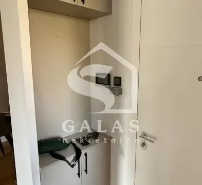 Sale, three bedroom apartment, 78m², Neimar, Vračar Sve Podlokacije - image 15