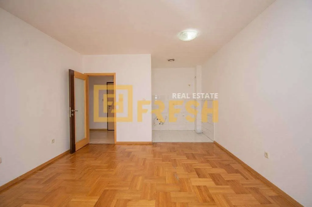 Rent, one bedroom apartment, 50m², Tuški Put, Podgorica