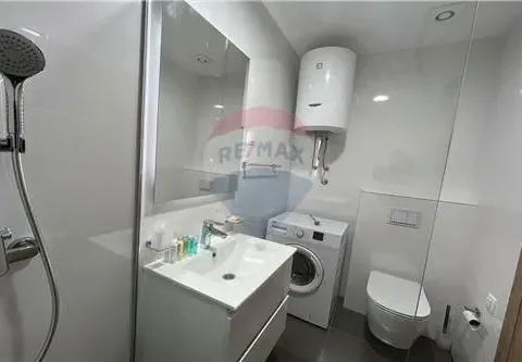 Izdavanje, jednosoban stan, 50m², Master Kvart, Podgorica - image 4