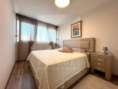 Rent, two bedroom apartment, 73m², Preko Morače, Podgorica - image 8