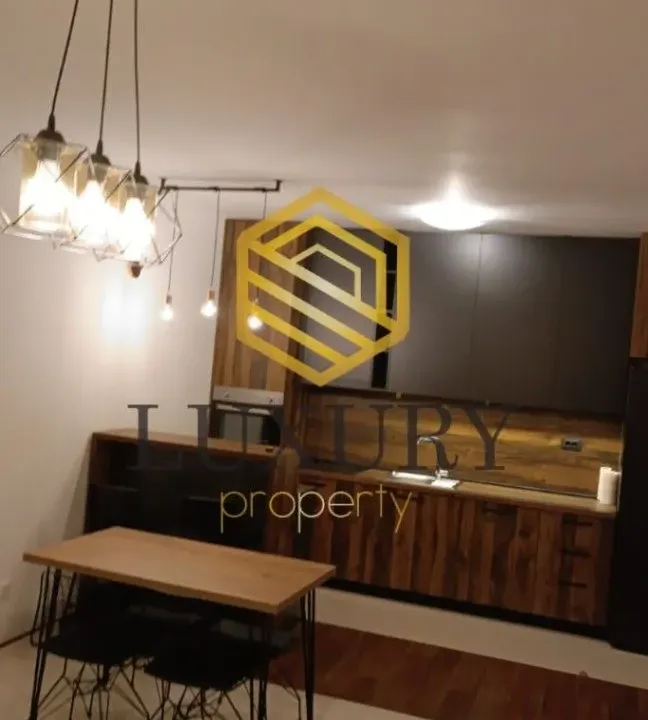 Izdavanje, dvosoban stan, 54m², Master Kvart, Podgorica