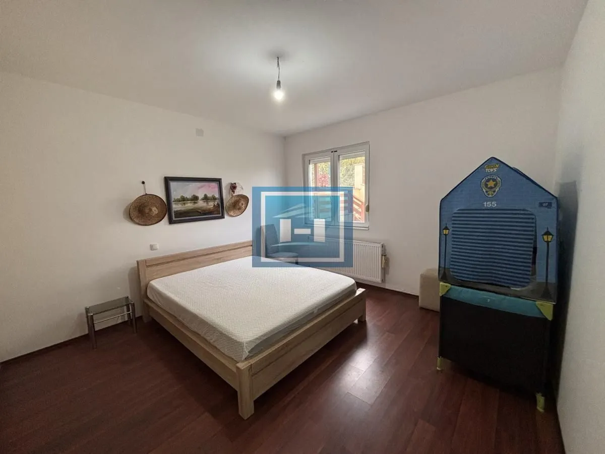 Prodaja, kuća, 220m², Đurđevo brdo, Jagodina