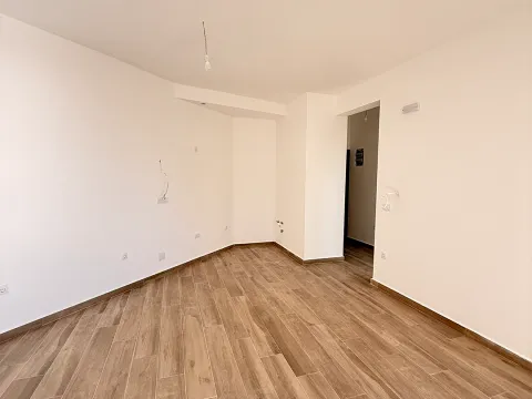 Sale, one bedroom apartment, 51m², Pinješ, Ulcinj - image 8