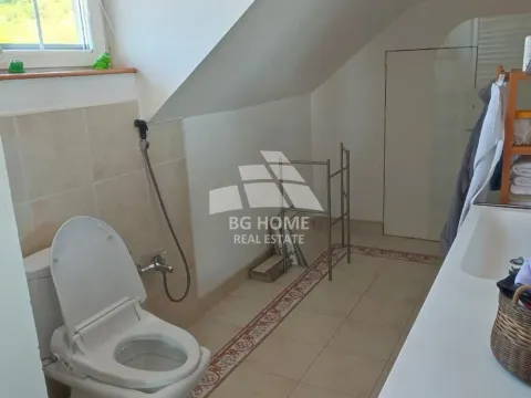Sale, house, 353m², Ljig, Srbija - image 11