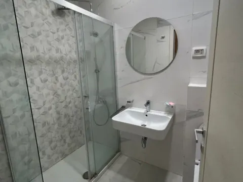 Izdavanje, jednosoban stan, 47m², Central Point, Podgorica - image 8