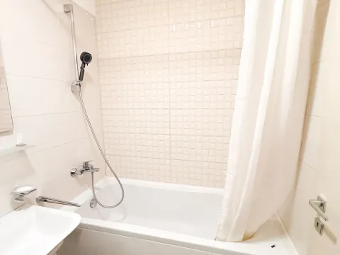 Izdavanje, jednosoban stan, 46m², Zagorič, Podgorica - image 7