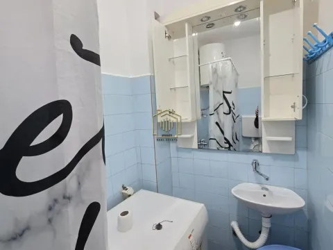 Rent, two bedroom apartment, 60m², Tološi, Podgorica - image 13