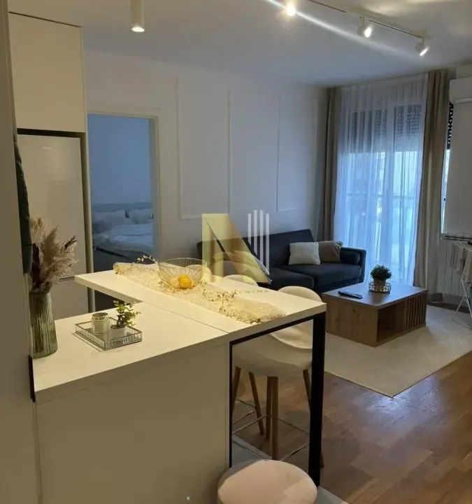 Izdavanje, dvosoban stan, 42m², Telep, Novi Sad Sve Podlokacije