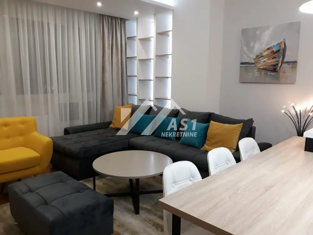 Rent, two bedroom apartment, 55m², Bulevar Oslobodjenja, Novi Sad Sve Podlokacije