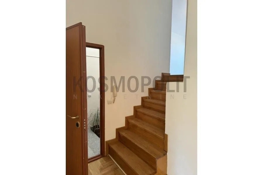 Sale, three bedroom apartment, 80m², Gradska Bolnica, Zvezdara Sve Podlokacije