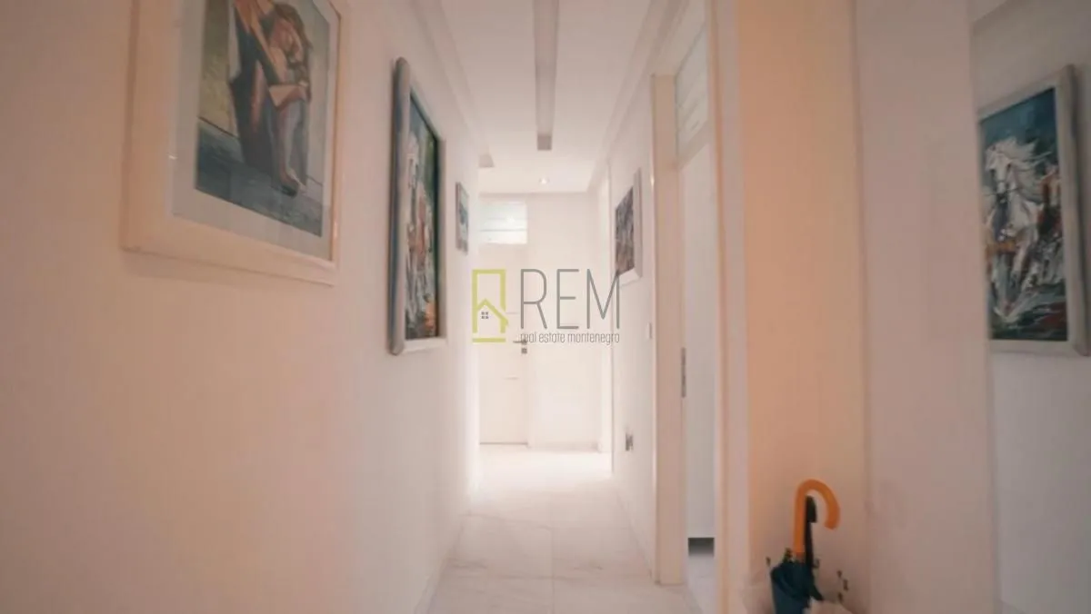 Prodaja, trosoban stan, 90m², Danilovgrad, Crna Gora