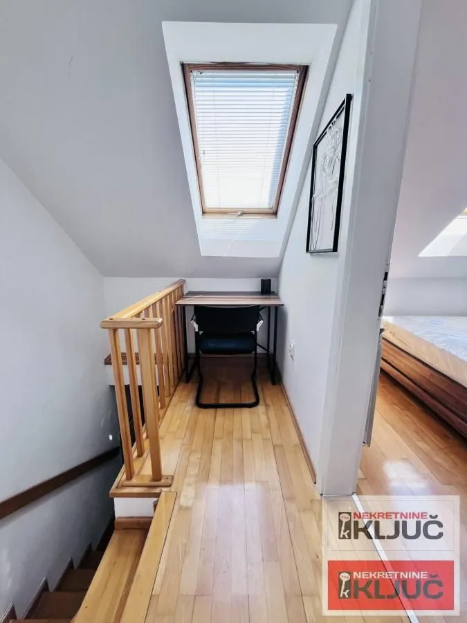 Prodaja, dvosoban stan, 42m², Centar, Novi Sad